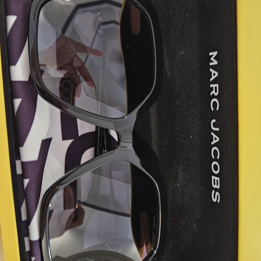 Marc Jacobs Black Sunglasses